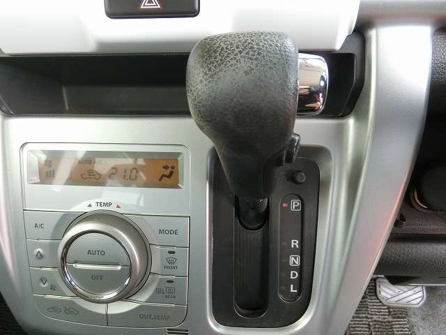足元広々インパネオートマ