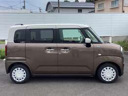 後席ドアは便利な両側電動スライドドア☆