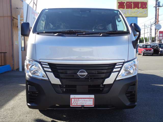 軽自動車から輸入車、大型トラックまでお任せ下さい。常時在庫60台以上！納車整備は国家資格整備所持者による点検整備。購入後はJU（日本中古車販売組合）加盟店ですので安心して頂けます。