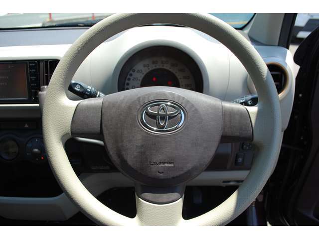 当店ではご購入してからこそのお付き合いだと考えております。ご納車後も永くお付き合いさせて頂けますよう、ご納車後のアフターサービスこそ、何より大切であると考えております。