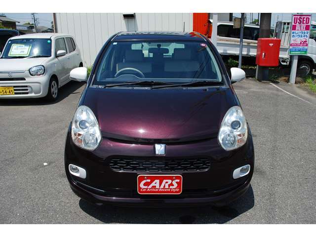 目立った汚れもなく非常に綺麗なシート。内装の状態の良さに自信あります！