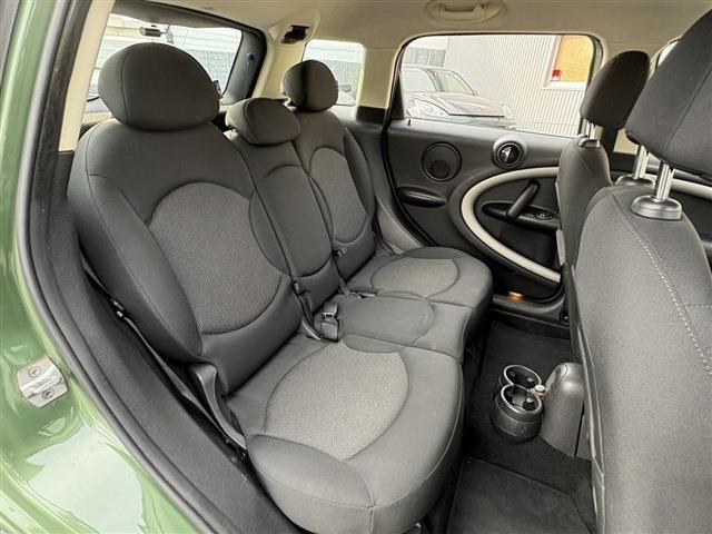 「中古車を買うのが初めてで不安…」という方も、ご安心ください。丁寧にサポートいたしますので、お気軽にお問い合わせください！