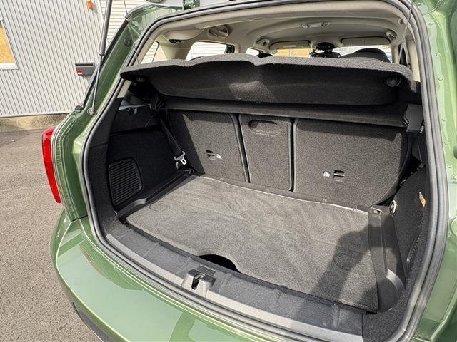 点検・車検はもちろん、鈑金修理やコーティングまで幅広く対応しています！