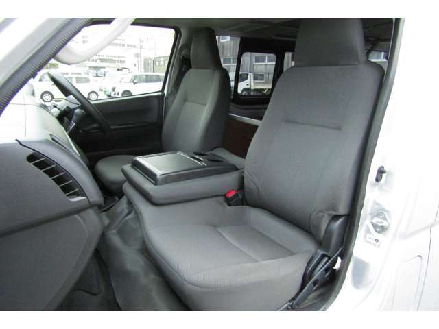 整備工場を主体として販売しております。　　あんしんのお車をご提供致します。　鈑金塗装工場も完備しております。ボディーメンテナンスもお任せ下さい。