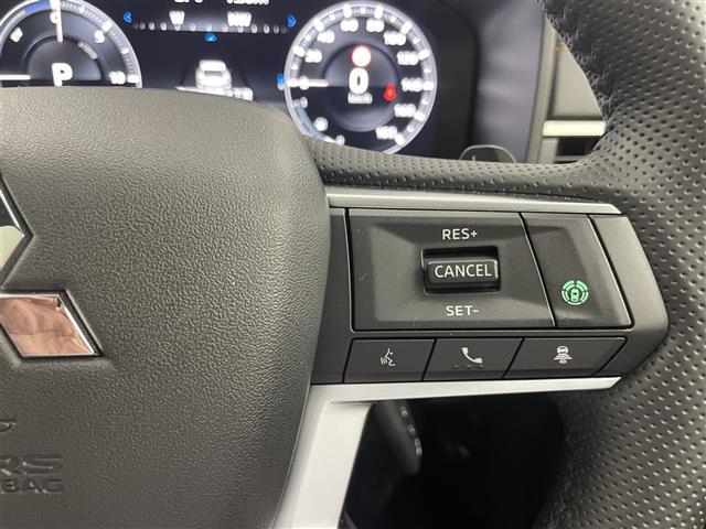 【運転席操作部】快適なドライブを楽しむための機能が装備されています！運転席から触れるので、使いやすいです！除菌プランいれていただくと、さらに清潔で安心していただけます！
