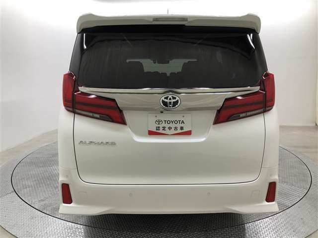 納車前にしっかり点検してお渡ししております。全店舗サービス工場も併設しております。納車後も安心してお任せ下さい。