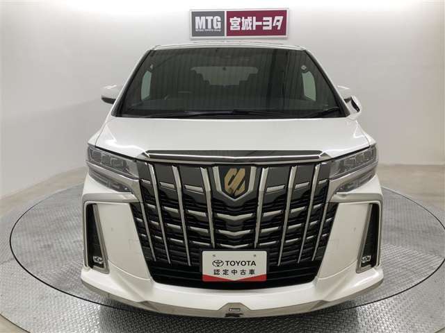 「使ってバック・・カードのポイントで月々の負担を軽減」。車種・年式によっては、対象外の車もあります。