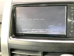 【純正ナビ】人気の純正ナビを装備。オーディオ機能も充実しており、Bluetooth接続すればお持ちのスマホやMP3プレイヤーの音楽を再生可能！毎日の運転がさらに楽しくなります！！