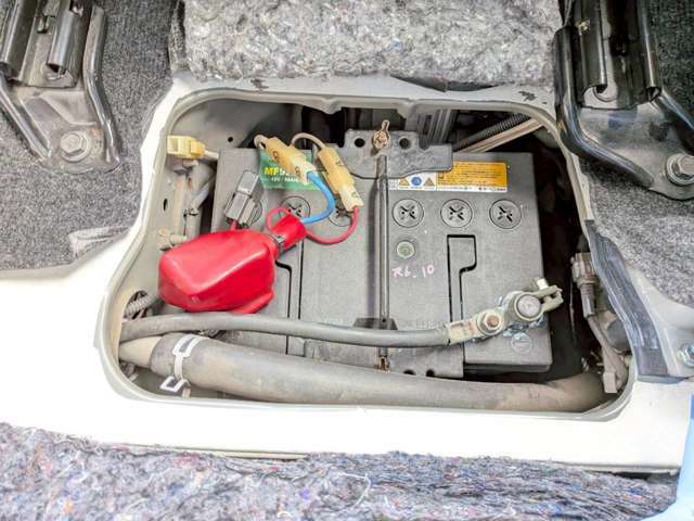 サブバッテリー　走行充電