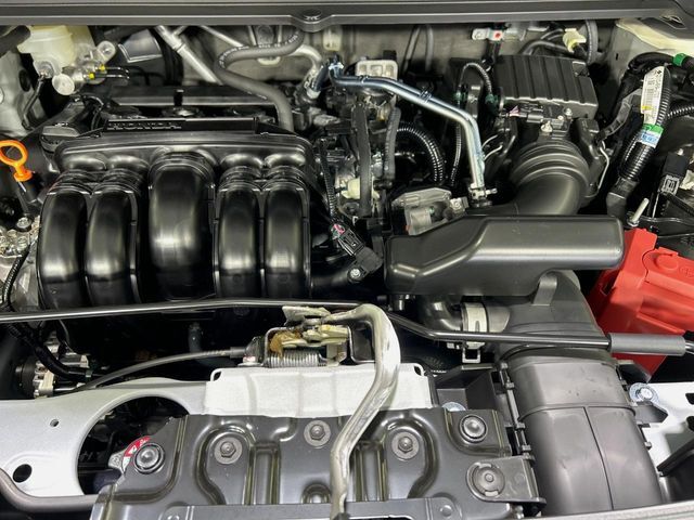 親切・丁寧な専門メカニックスタッフが応対！・車検・点検整備・事故等の修理などアフターサービスも安心。お車のカスタマイズもネクステージのサービススタッフまでご相談ください！