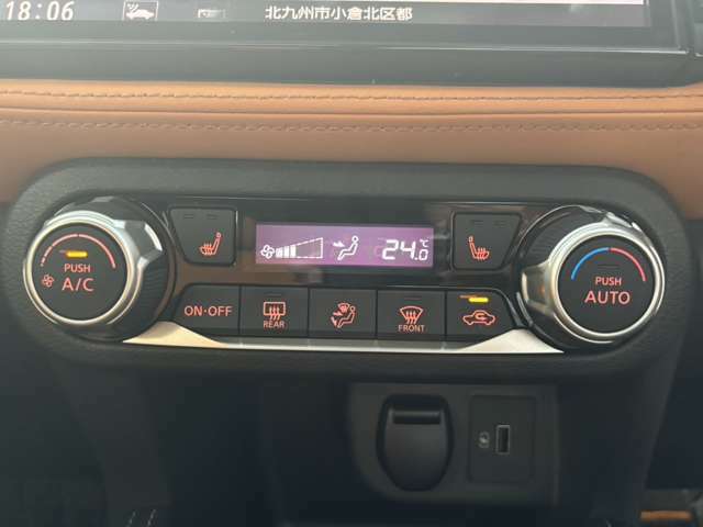 ◆エアコン◆温度の設定をしてAUTOボタンを押すだけ簡単。左右別々温度設定で　車内を快適な温度に保ってくれます