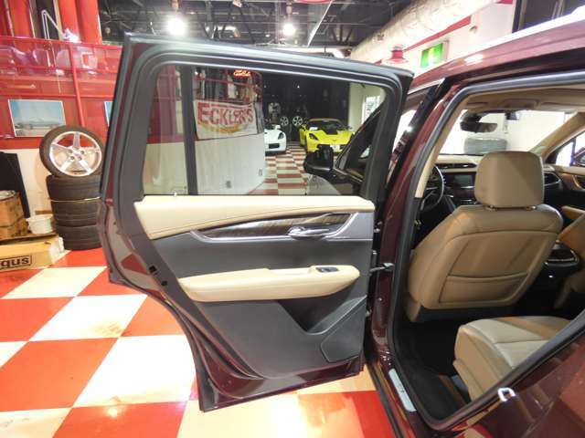 ☆老舗のアメリカ車専門店！豊富な専門知識と経験で納車後もサポートさせていただきます！☆東名高速「横浜IC」町田方面出口から5分！国道16号沿い！電車の方は東急田園都市線「南町田駅」から徒歩2分です！