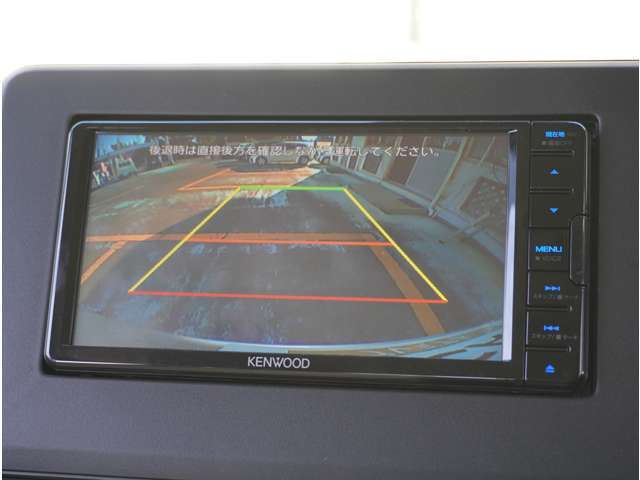 バックカメラも付いてますので、駐車が苦手な方にも安心してお乗り頂けます！