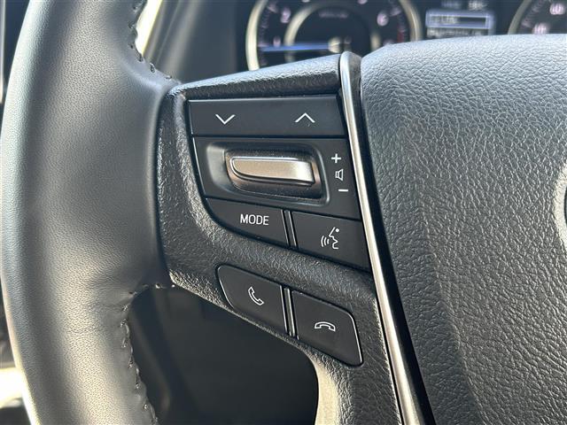気になる車はすぐにお問い合わせください！右のカーセンサー専用無料ダイヤルから、専門スタッフがお車のご質問にお答えいたします！