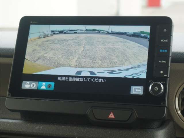 ◆バックカメラ◆リバースにするだけで映ります、後方の安全確認や、狭い駐車場での車庫入れ、雨の日や夜間など視界の悪い時に便利です！安全にバックする為には欠かせない装備です。