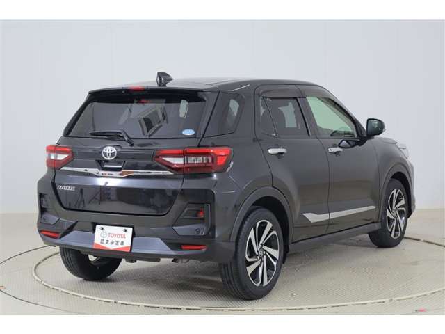 トヨタ認定中古車「点検整備付き・ロングラン保証（安心）・車両検査証（トヨタ認定検査員が発行）」