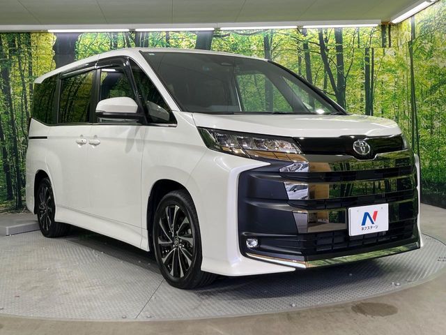 大好評のボディコーティング「弾スプラッシュコート」もご納車までに施工可能。通常のガラスコートと異なる、耐久年数6年の無機質ガラスコーティングが、ボディをキレイな状態に保ってくれます。
