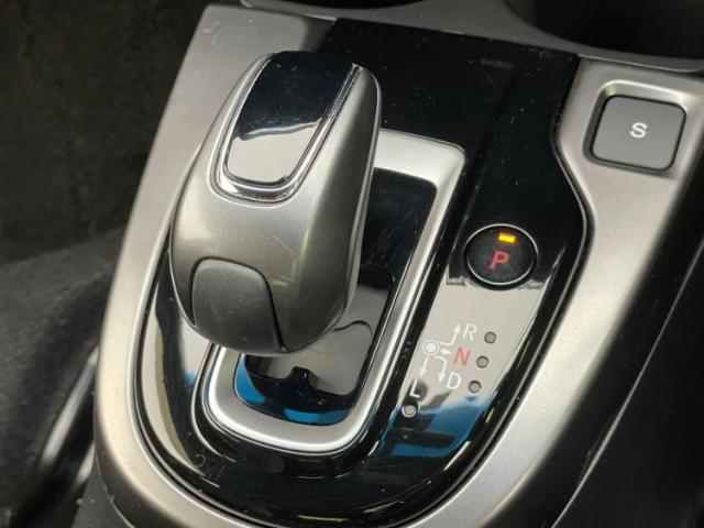 お車に合わせて無料保証以外にも、保証範囲、期間、距離を拡充させた有料保証もご用意しております！中古車の購入が初めてで不安・・・というお客様もご安心ください！