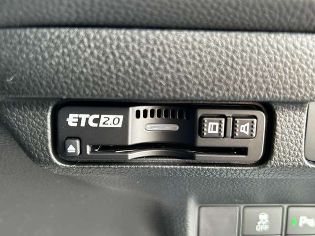 ETC2.0車載器付きです。