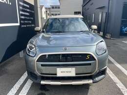 徹底した納車前点検とMINI　NEXTのメカニックが持つ高い技術力で、 高いクオリティを保っております。皆様のMINIライフを真心こめてサポートいたします。