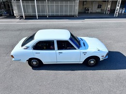 全塗装済みです。前後ウィンドウ、モール類全て外して施工しました。