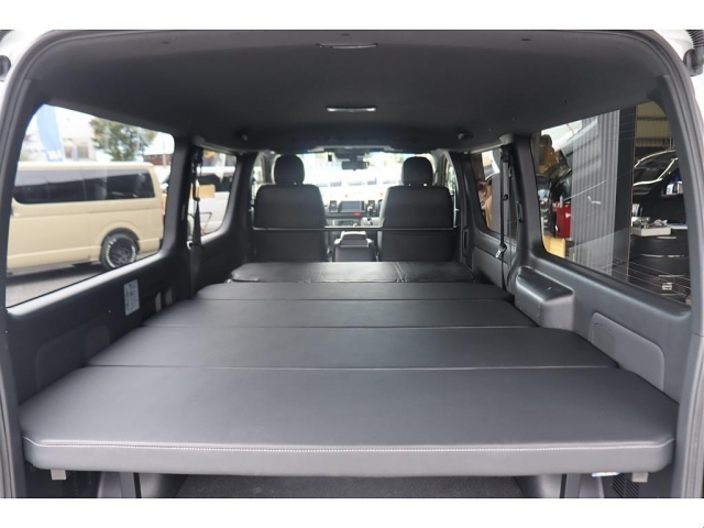 新品タイプ2ベッドキットでフルフラットも可能！