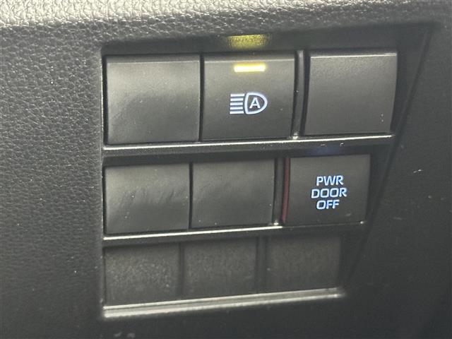 【運転席操作部】快適なドライブを楽しむための機能が装備されています！運転席から触れるので、使いやすいです！除菌プランいれていただくと、さらに清潔で安心していただけます！