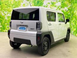 全国に店舗を展開しているのでどこでもお取り寄せが可能です！この車が気になるけど遠方だから・・・と諦める必要はありません！※別途陸送費が必要です。