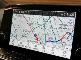 【純正ナビ】一体感のあるナビは、高級感ある車内を演出してくれます。Bluetooth再生などオーディオ機能も充実しておりますので、運転もより楽しめます♪