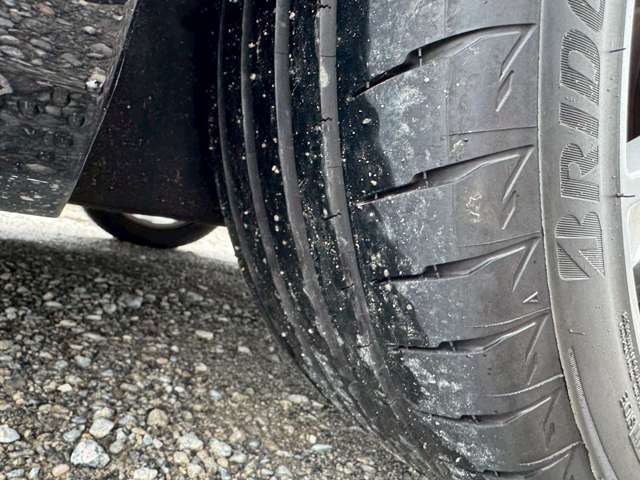 他にも在庫約30台前後取り扱いしています！！在庫にない車両（注文販売）も可能ですので是非お問合せ下さい！！
