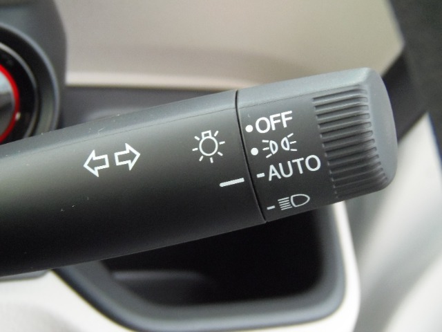 オートライトコントロール！！