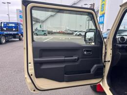 WECARSではほぼ毎日新しい在庫車両を入荷しております！お客様のこだわりを叶える1台がきっとWECARSにあるはずです！