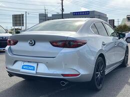 全国に店舗を展開しているのでどこでもお取り寄せが可能です！この車が気になるけど遠方だから・・・と諦める必要はありません！※別途陸送費が必要です。