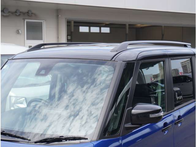 【ルーフレール付き！】スポーツやレジャーに大活躍☆車外にも荷物を積めるので車内に置けない荷物も運べます！駐車場でも見つけやすいのもうれしいですよね♪