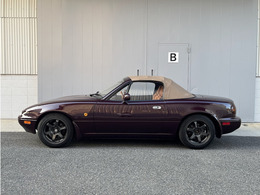 アールヴァンレッドにタンソフトトップ