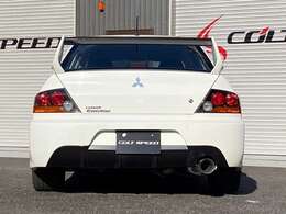 オートローン実質年率2.7％～の低金利ローンもご用意しております。頭金なし可、全国陸送納車も承ります！