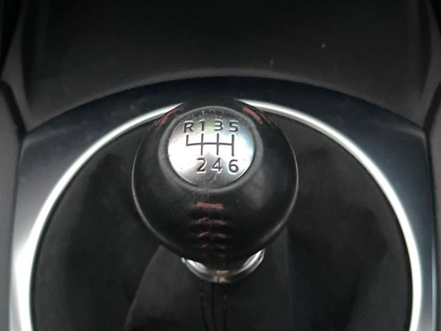 【フロア6速MT】走りの6速MT！！スポーティーな走行をお楽しみいただけます♪