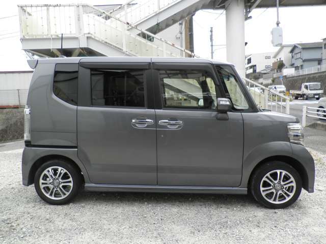 車検整備2年付き！支払総額53万円！ナビフルセグBluetoothオーディオ　Bカメラ　ETC　ドラレコ　パワスラ　禁煙車　内外装綺麗な車両なので一度ご覧ください！