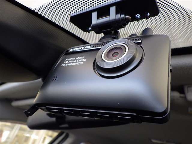 トヨタ認定中古車保証付！（1年間、距離無制限　HV車はHV保証付）　別途延長保証もご用意しております♪　ぜひ現車を確認にご来店ください
