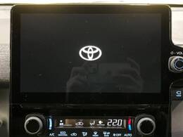 【メーカー純正ナビ】インテリアに溶け込むスタイリッシュな「専用設計」メーカーナビを装備♪視認性や操作性など基本性能にも優れ、より上質なカーライフをお楽しみいただけます。
