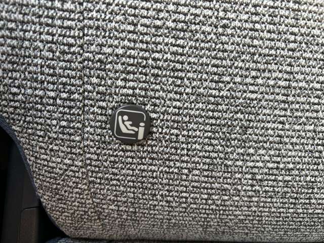 ISOFIXなのでチャイルドシートと連結が出来ます！