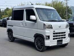 LEDヘッド、フォグ、車外15インチAW、TOYOマッドタイヤ、オーバーフェンダー