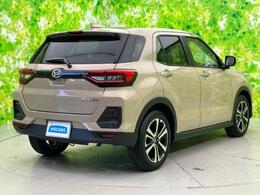 全国に店舗を展開しているのでどこでもお取り寄せが可能です！この車が気になるけど遠方だから・・・と諦める必要はありません！※別途陸送費が必要です。