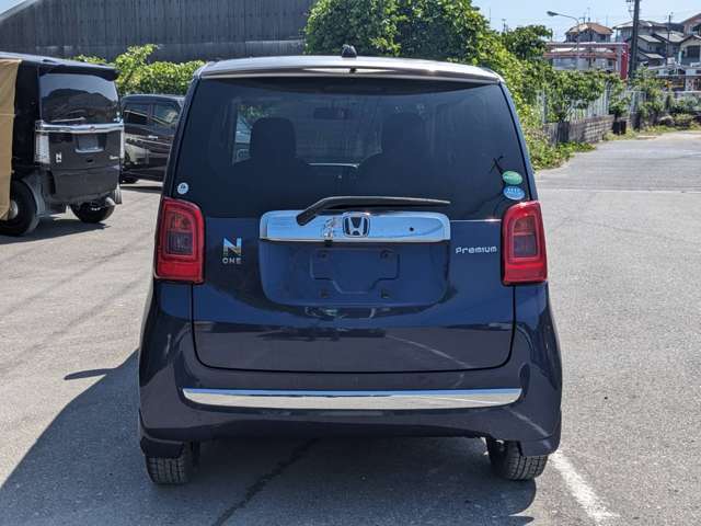 自社鈑金工場・自社整備工場完備！　納車後のアフターフォローもご安心ください！