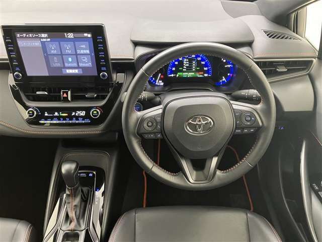 YouTubeにお車の紹介動画を掲載しております。画像ではわかりにくい細かなところまで紹介♪ご視聴用URLはお問合せください。