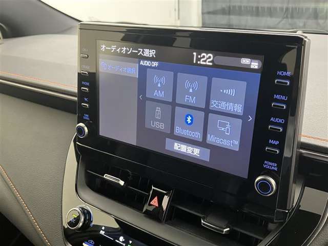 ブルートゥースに接続することにより、スマホに入ったお気に入りの音楽を車内で楽しむことができます♪あると本当に便利な機能になっています！
