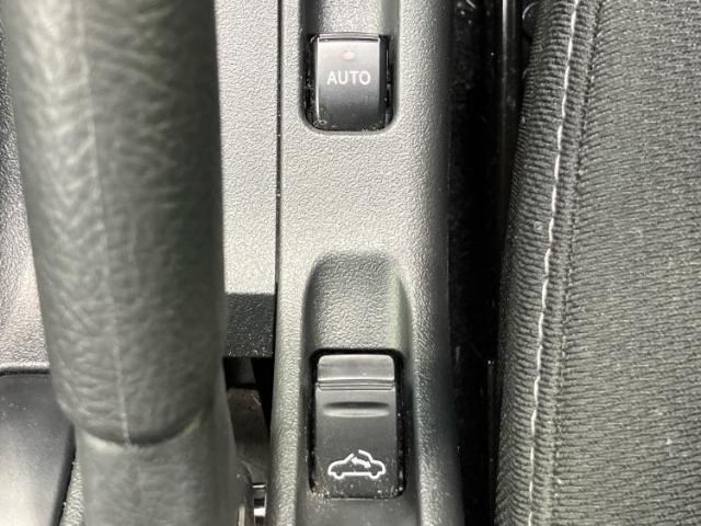 お車に合わせて無料保証以外にも、保証範囲、期間、距離を拡充させた有料保証もご用意しております！中古車の購入が初めてで不安・・・というお客様もご安心ください！