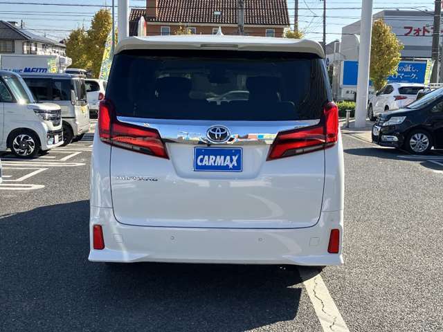 全メーカー・国産車・輸入車のお取り扱いがございます。試乗も可能でございますので是非ご利用下さいませ。