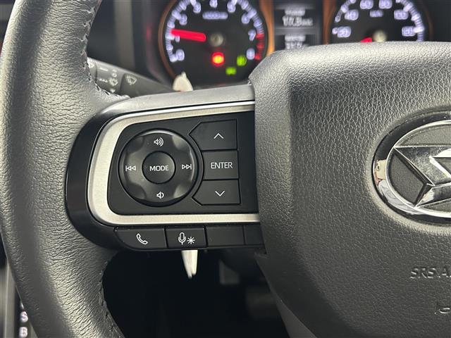 【運転席操作部】快適なドライブを楽しむための機能が装備されています！運転席から触れるので、使いやすいです！除菌プランいれていただくと、さらに清潔で安心していただけます！