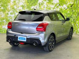 全国に店舗を展開しているのでどこでもお取り寄せが可能です！この車が気になるけど遠方だから・・・と諦める必要はありません！※別途陸送費が必要です。